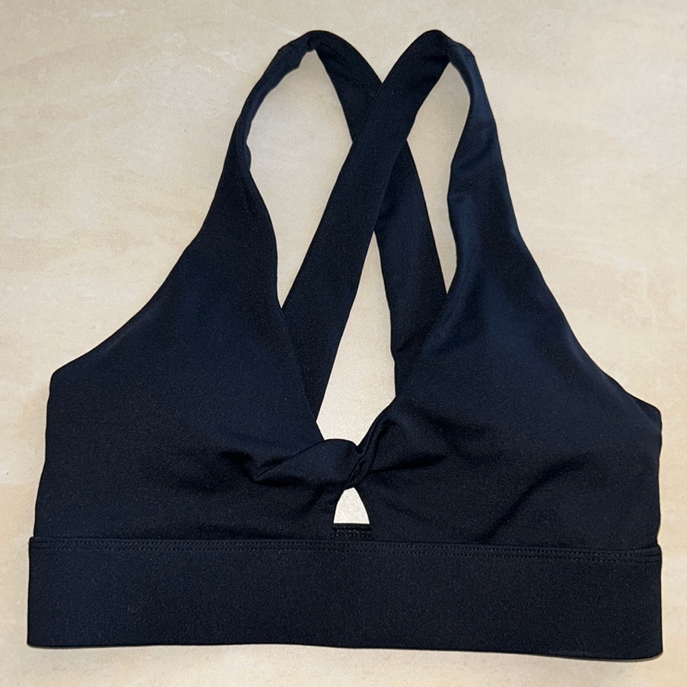Fabletics sports bra